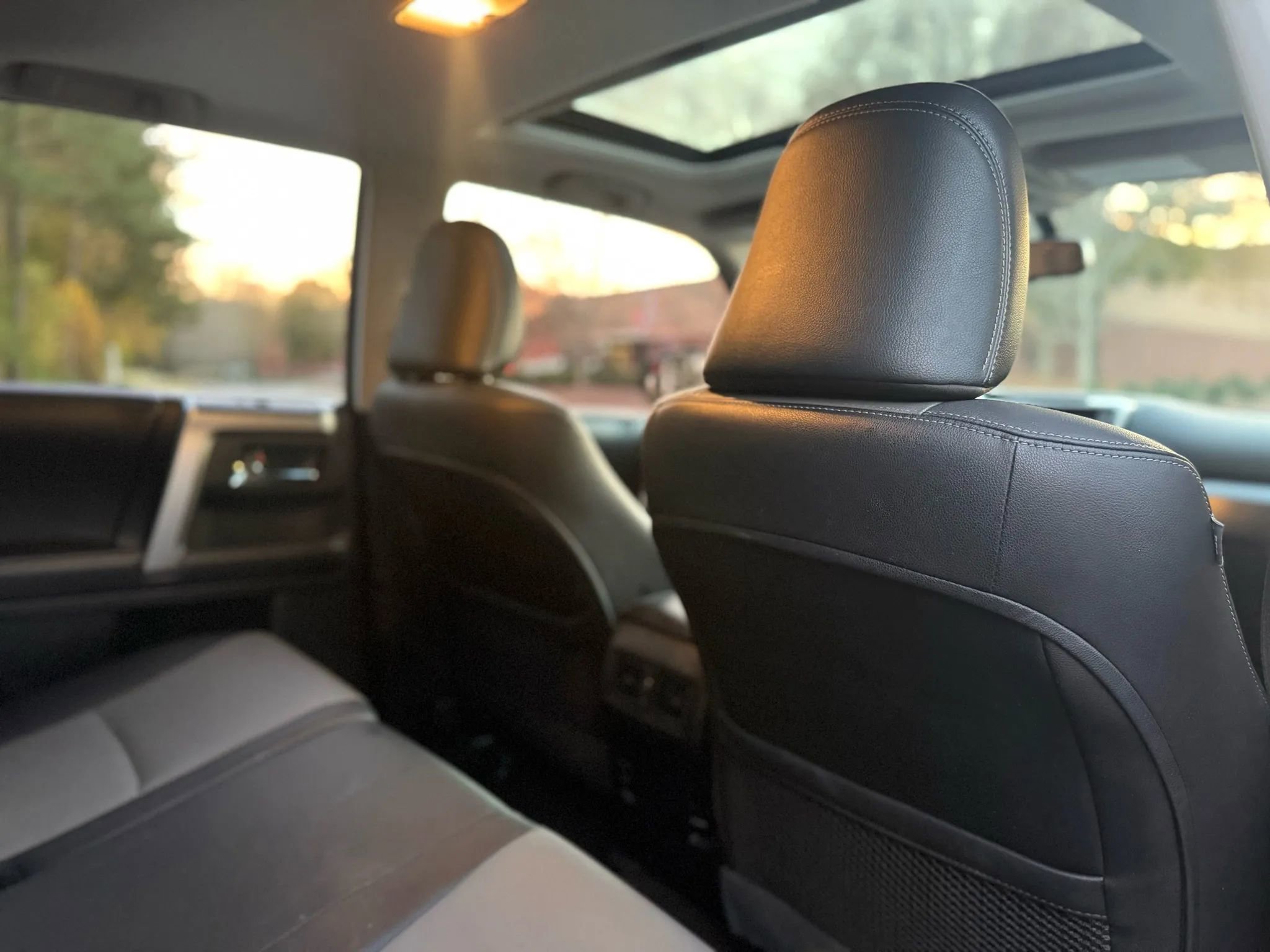 Used 2017 Toyota 4Runner SR5 Premium RWD image 23