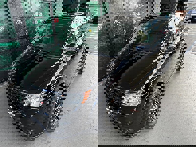 Used 2019 Dodge Journey SE w/ Premium Group image 2