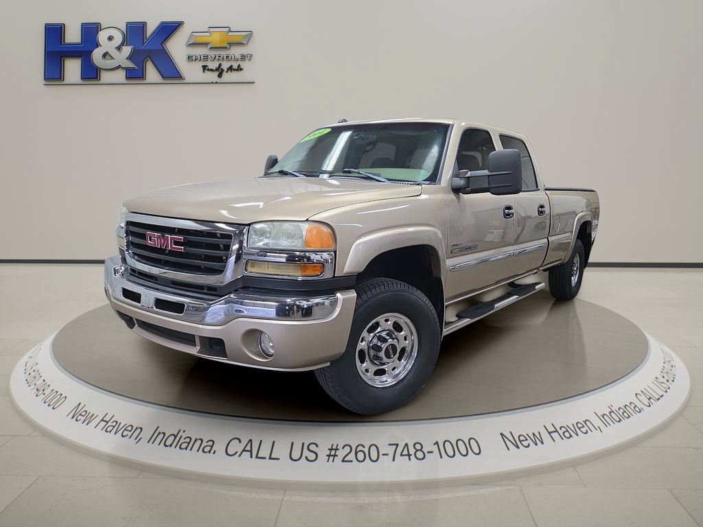 Used 2004 GMC Sierra 2500 SLE w/ Heavy-Duty Power Package AWD/4WD image 3