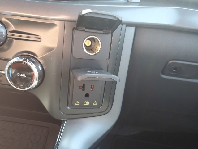 New 2025 Ford F150 XLT w/ Equipment Group 302A MID image 52