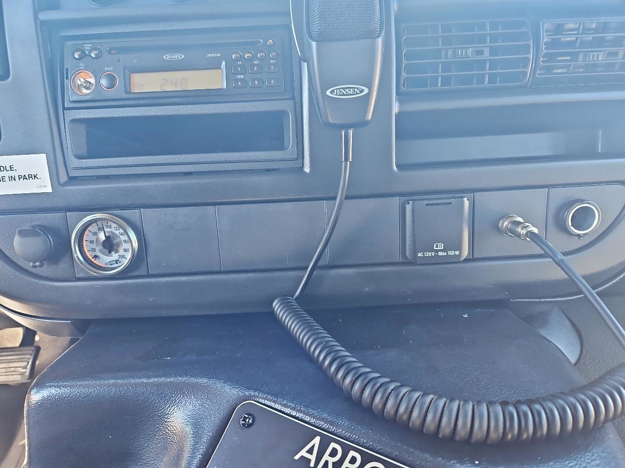 Used 2015 Chevrolet Express 4500 w/ Shuttle Bus Package RWD image 35