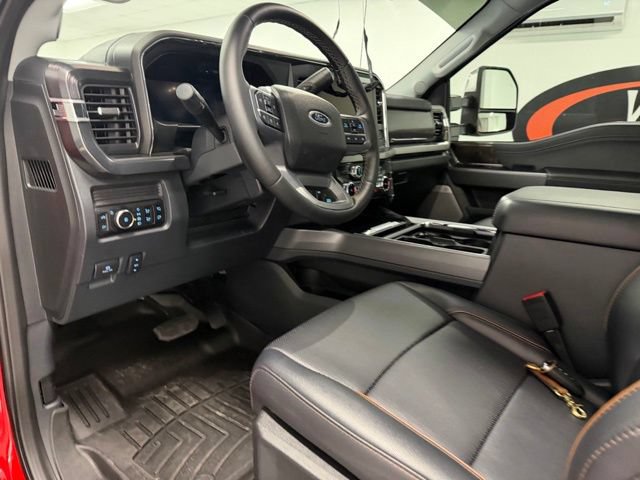 Used 2025 Ford F250 Lariat w/ Chrome Package AWD/4WD image 11