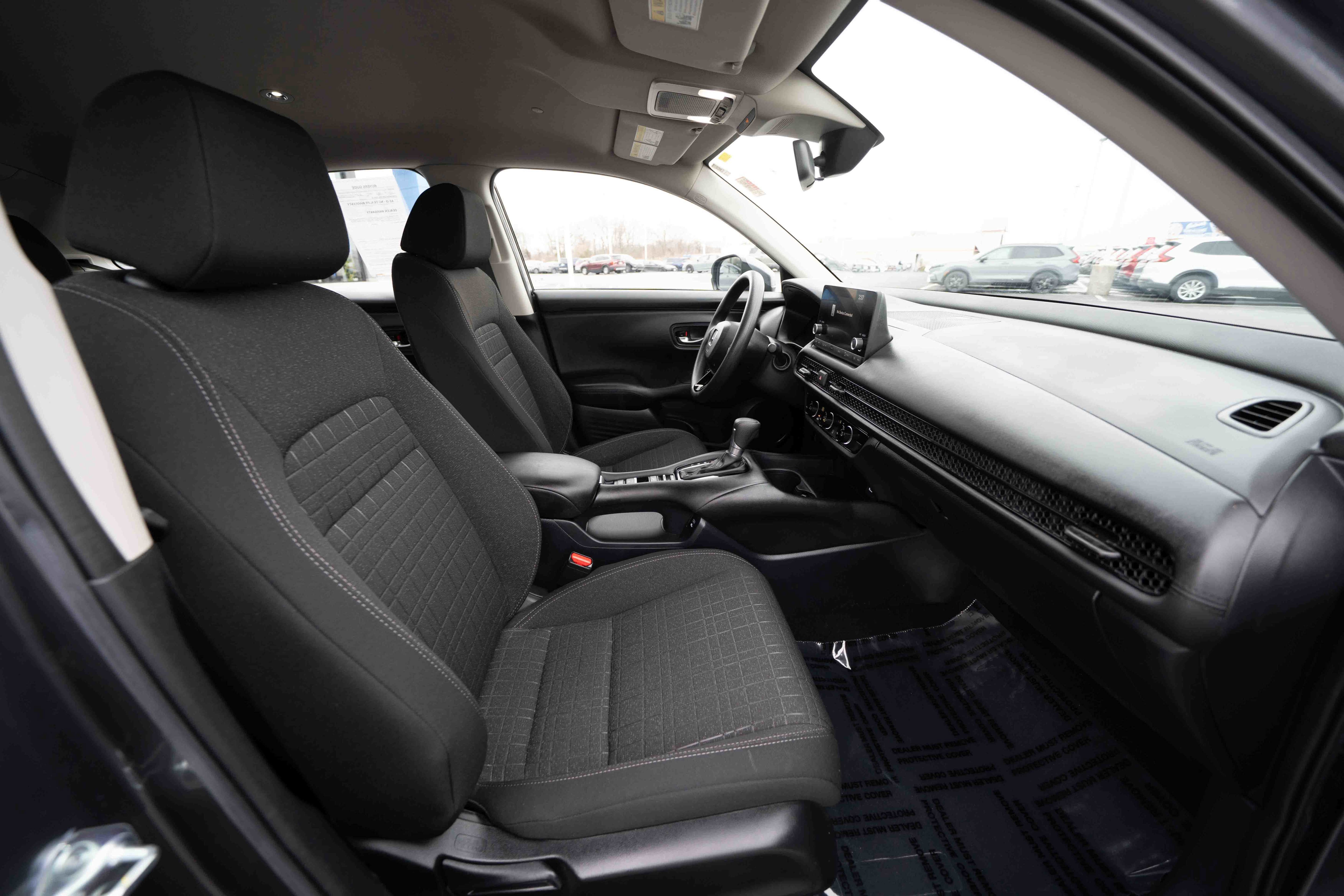 Used 2024 Honda HR-V LX image 27