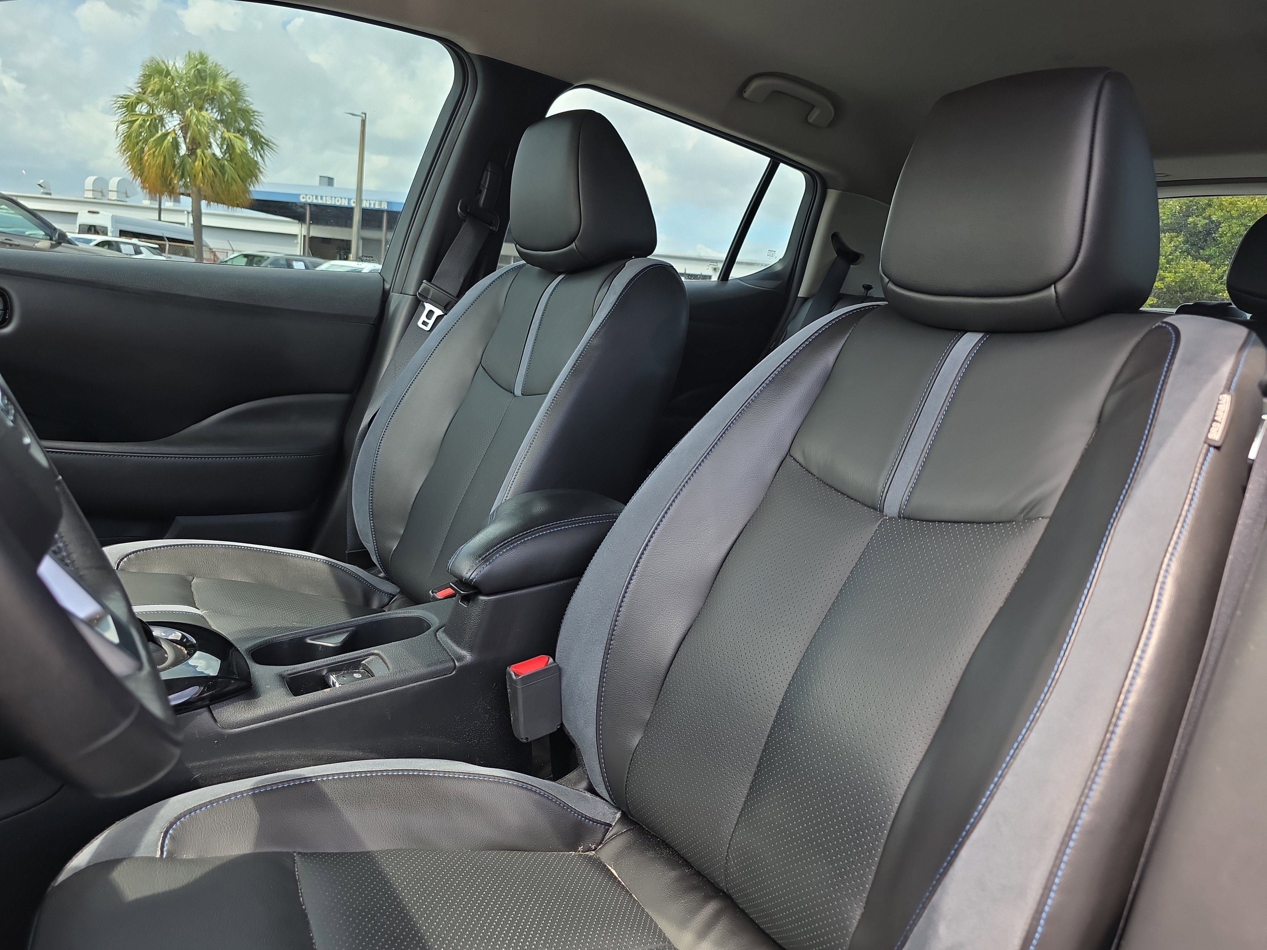 Used 2020 Nissan Leaf SL Plus image 23