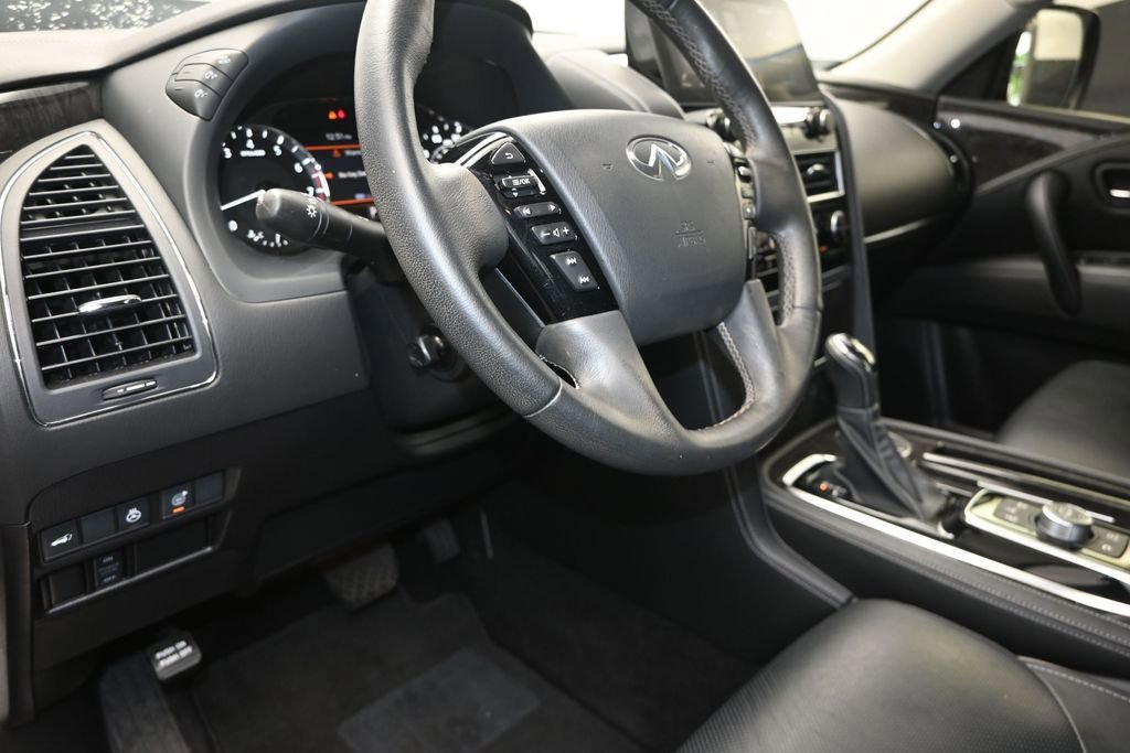 Used 2023 INFINITI QX80 Luxe w/ Cargo Package RWD image 12