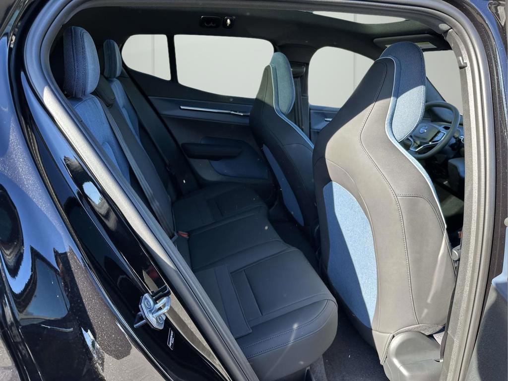 New 2026 Volvo EX30 Plus w/ Protection Package Premier AWD/4WD image 11