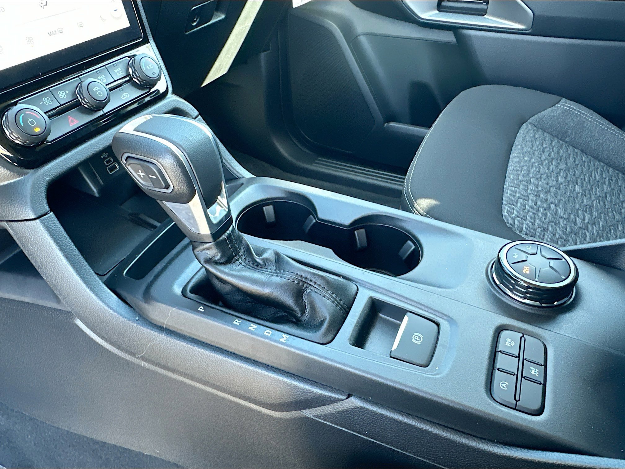 New 2025 Ford Ranger XLT w/ Equipment Group 301A High image 10