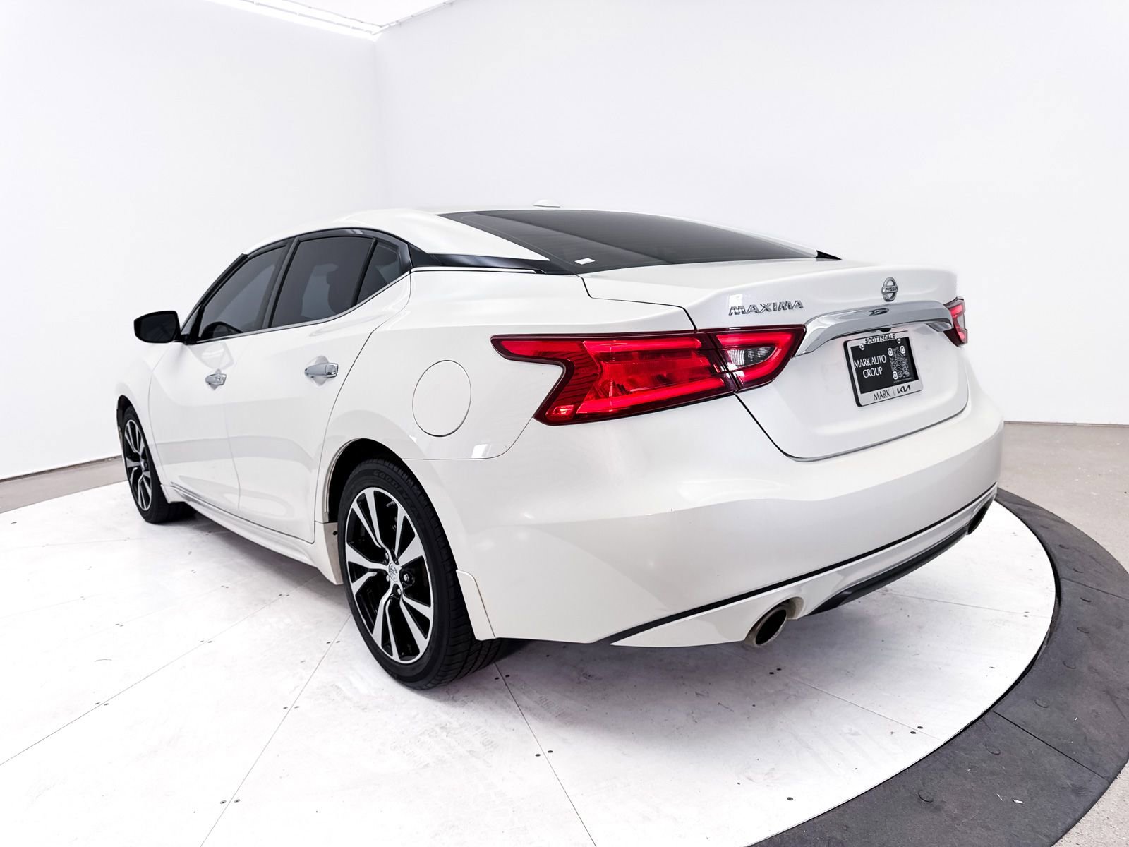 Used 2018 Nissan Maxima 3.5 S FWD image 14