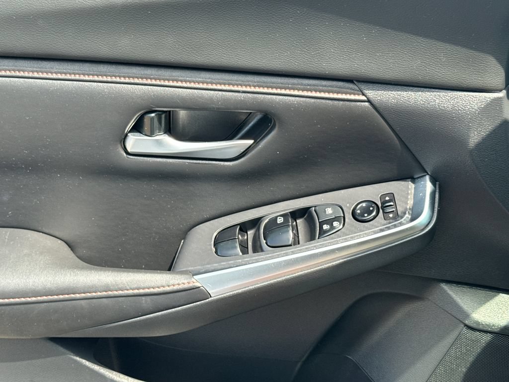Used 2021 Nissan Sentra SR w/ Trunk Package FWD image 32