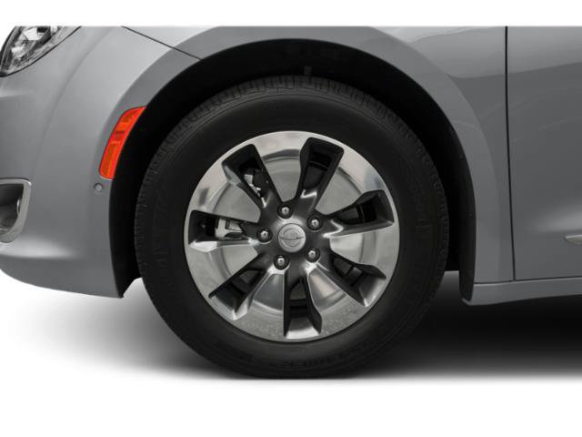 Used 2018 Chrysler Pacifica Touring-L FWD image 14