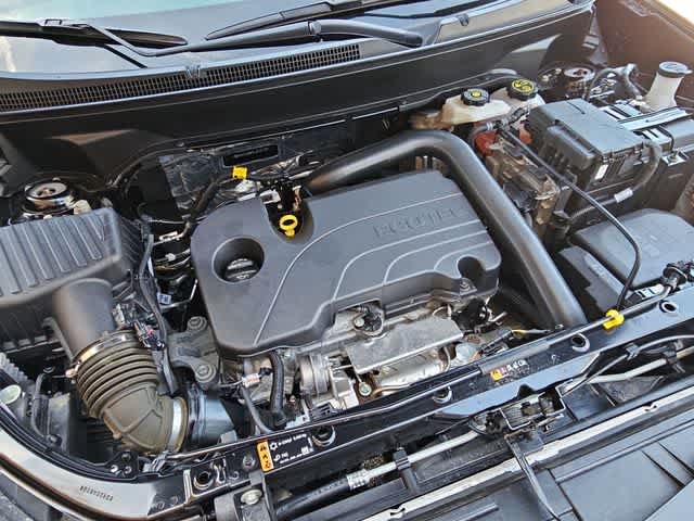 Used 2024 Chevrolet Equinox LT FWD image 14