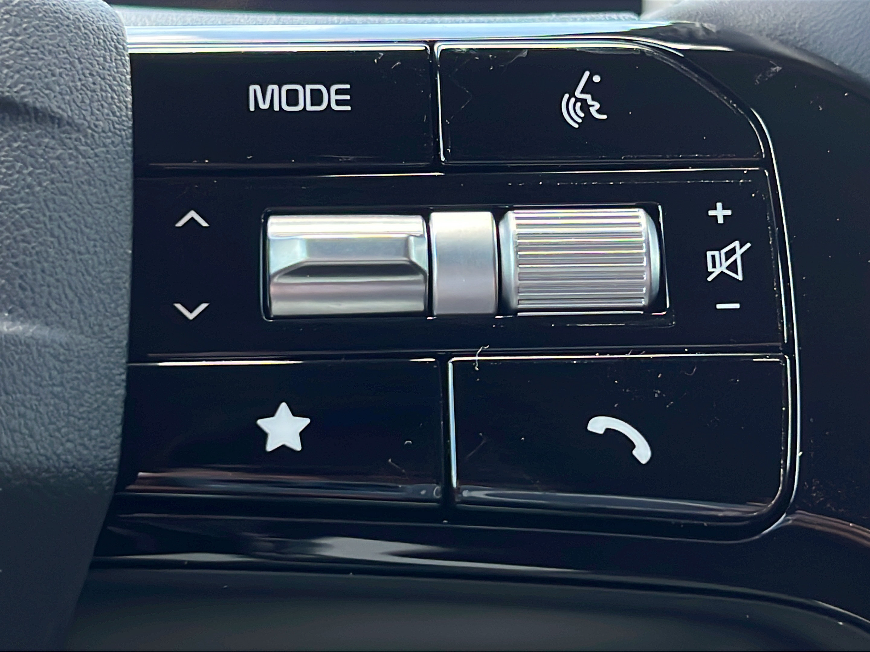New 2026 Kia Sorento EX FWD image 24