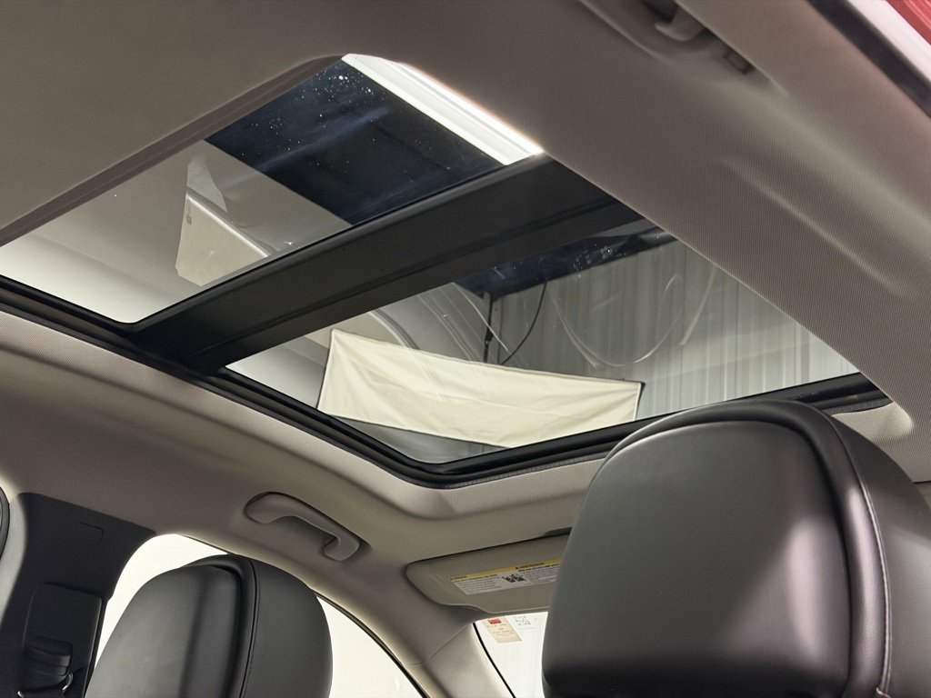 Used 2014 Chevrolet Impala LTZ image 2