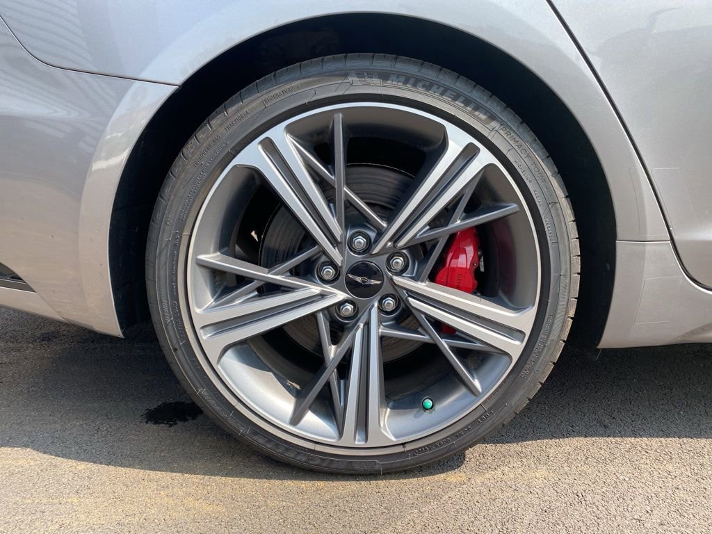 Used 2025 Genesis G70 3.3T Advanced image 33