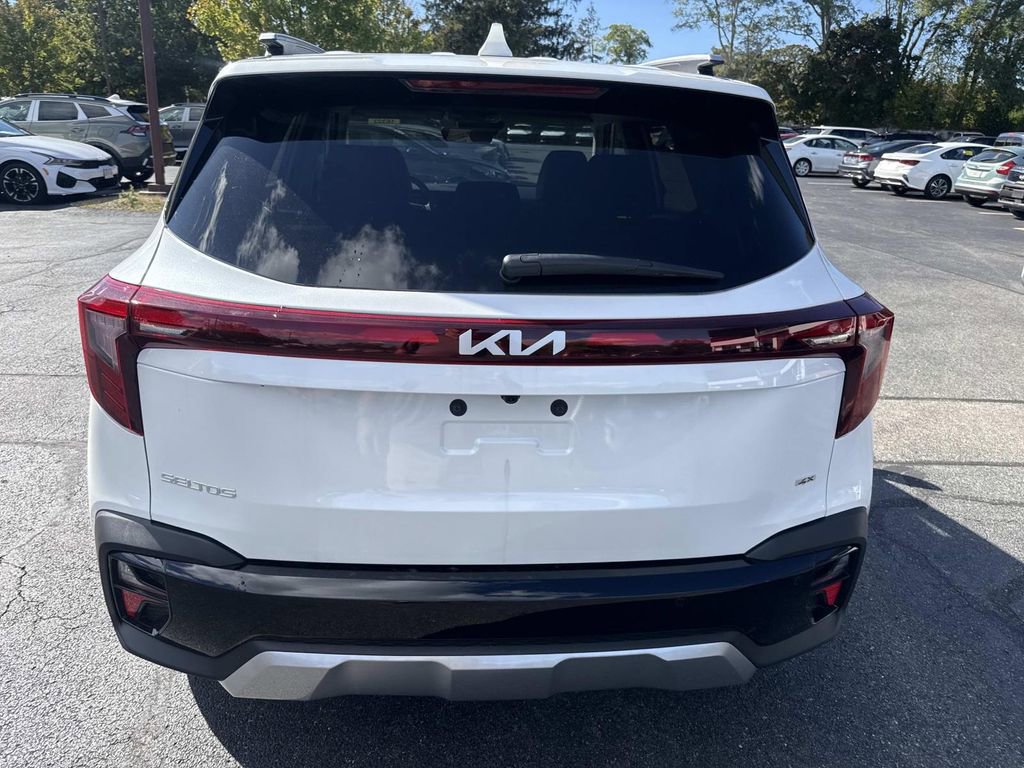 New 2026 Kia Seltos EX AWD/4WD image 3