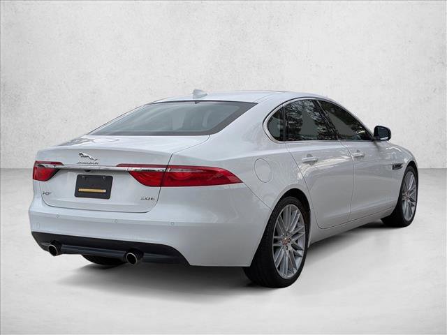 Used 2019 Jaguar XF Prestige image 5