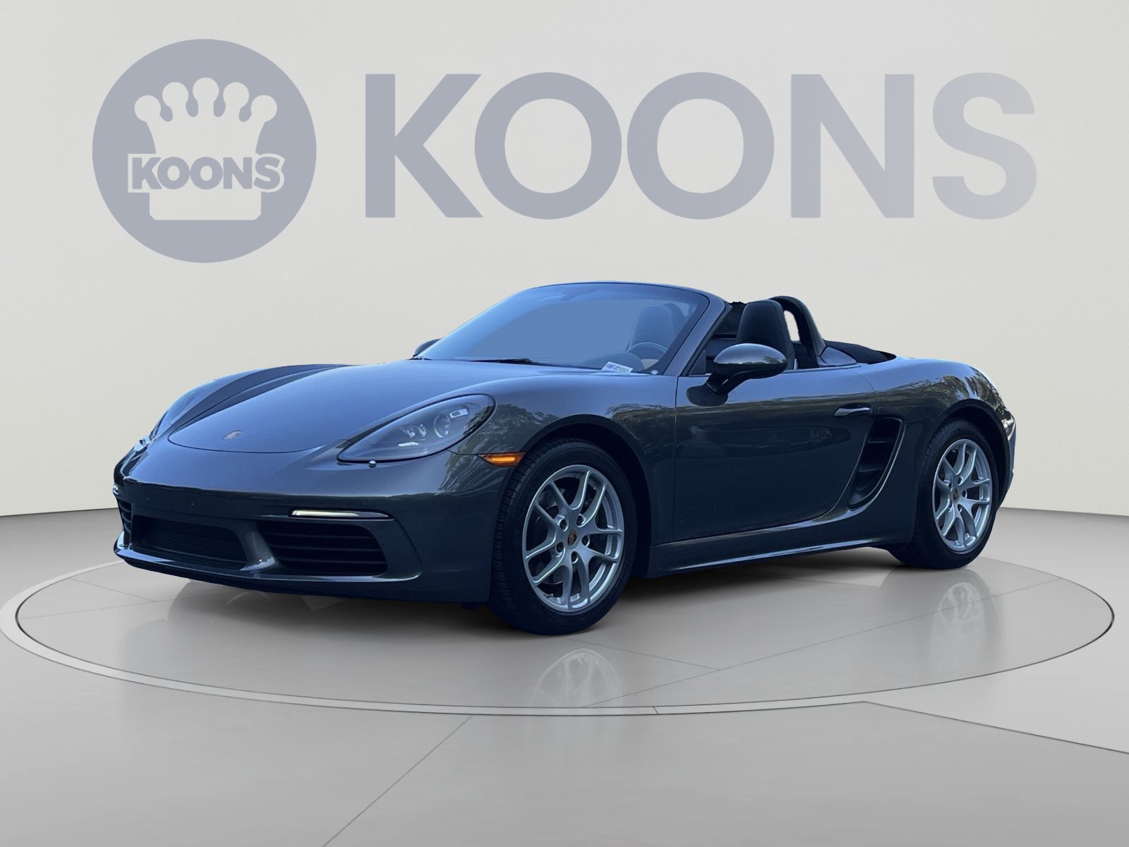 Used 2018 Porsche 718 Boxster RWD image 5