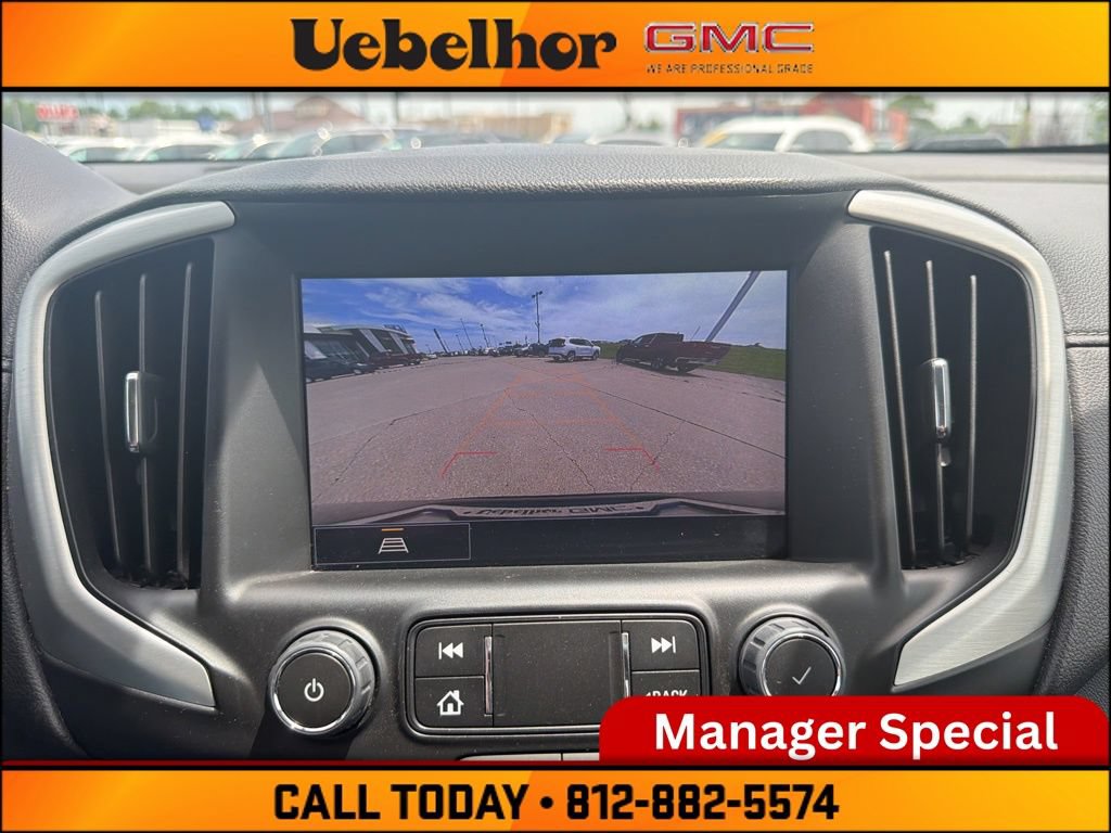 Used 2024 GMC Terrain SLT AWD/4WD image 24
