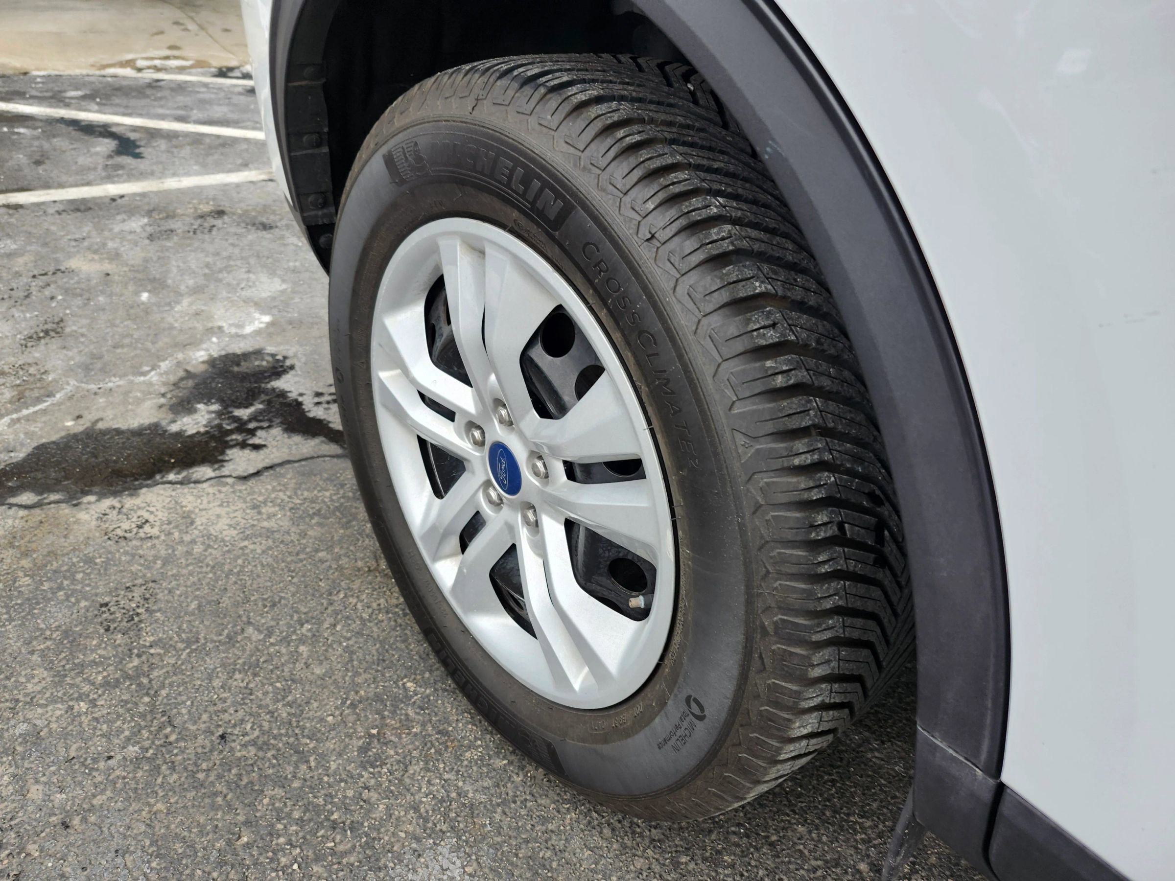 Used 2020 Ford Escape S FWD image 32