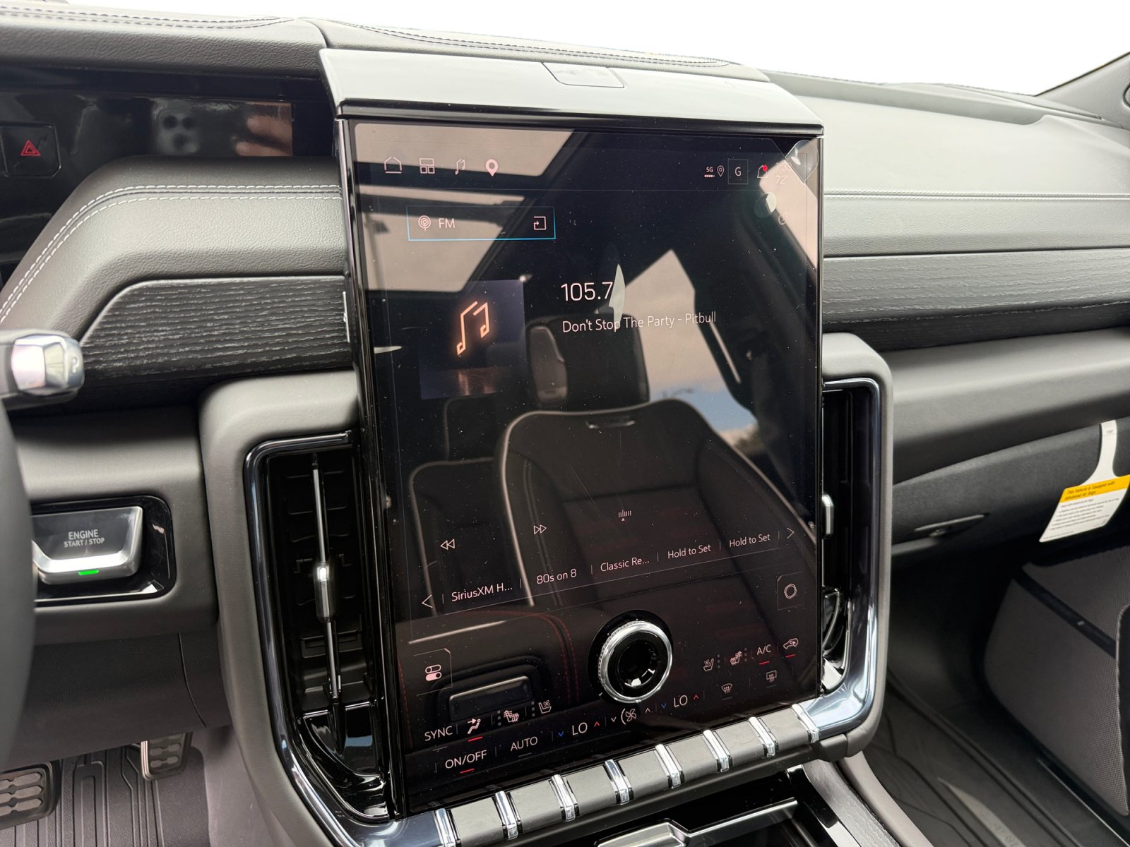 New 2026 GMC Yukon XL AT4 Ultimate w/ LPO, Floor Liner Package AWD/4WD image 12