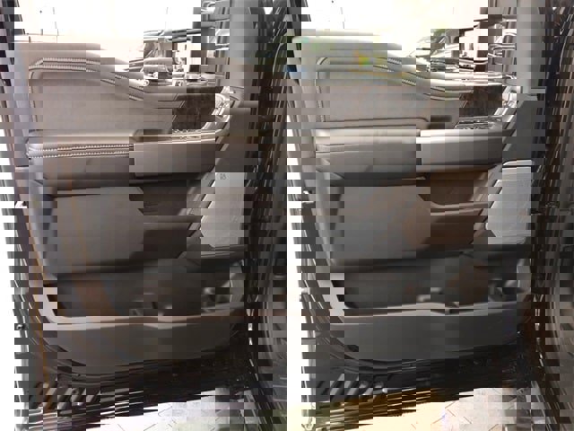 New 2025 Ford F250 Lariat w/ Lariat Ultimate Package image 13