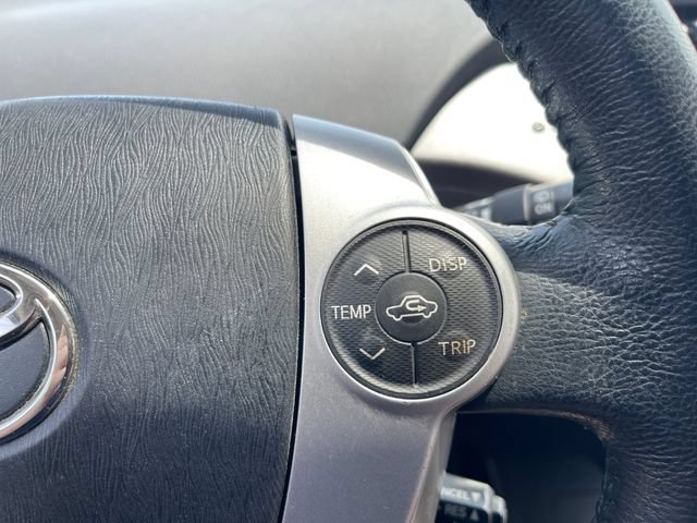 Used 2015 Toyota Prius Four FWD image 19
