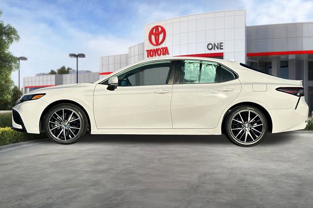 Certified 2023 Toyota Camry SE image 9