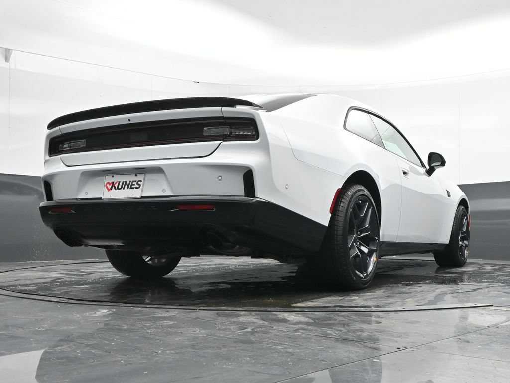 New 2026 Dodge Charger Scat Pack w/ Blacktop Package AWD/4WD image 36