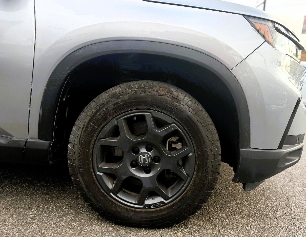 Used 2025 Honda Pilot TrailSport image 7