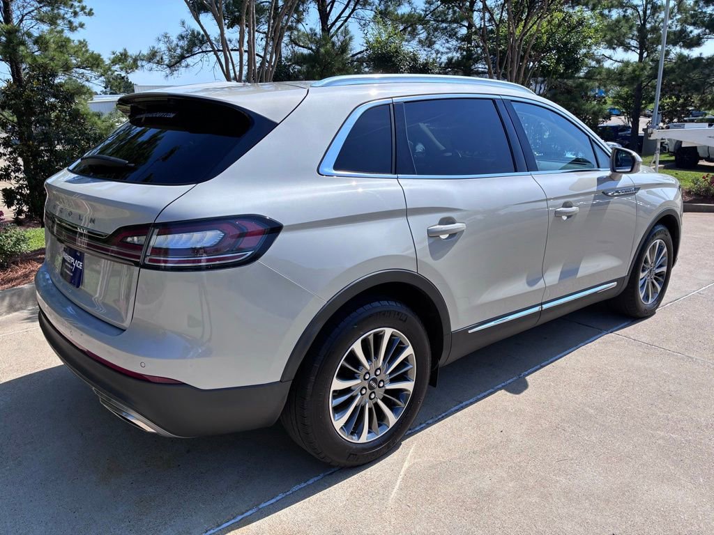 Used 2020 Lincoln Nautilus FWD w/ Equipment Group 101A image 7