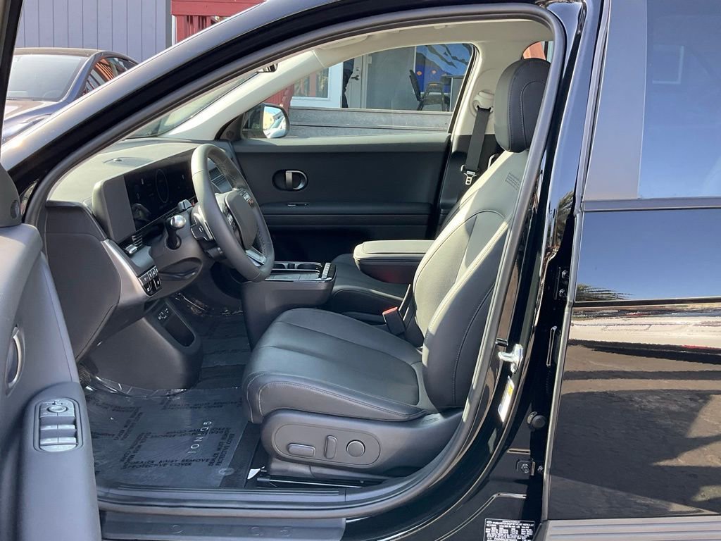Used 2025 Hyundai Ioniq 5 SEL image 15