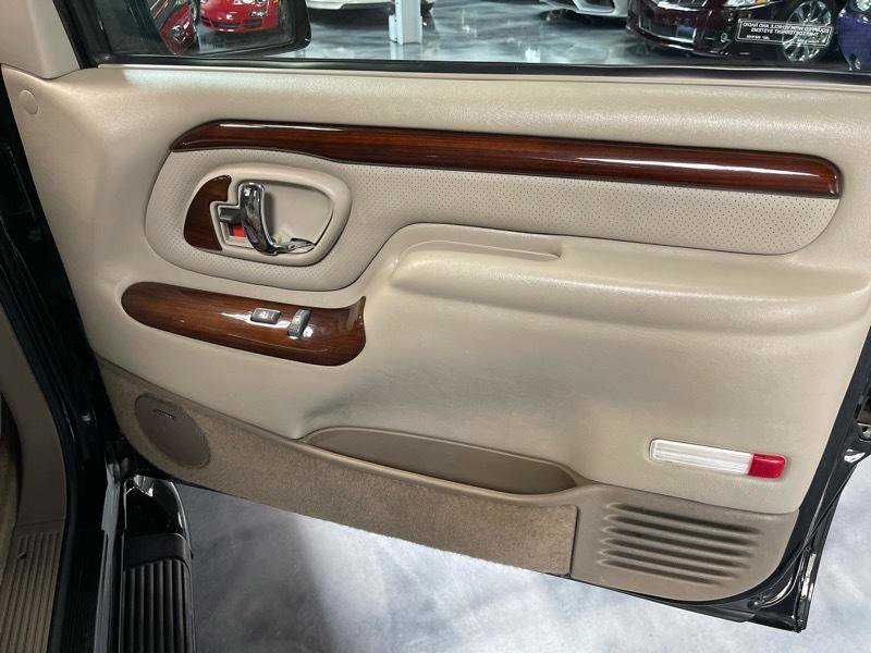 Used 1999 Cadillac Escalade 4WD image 47