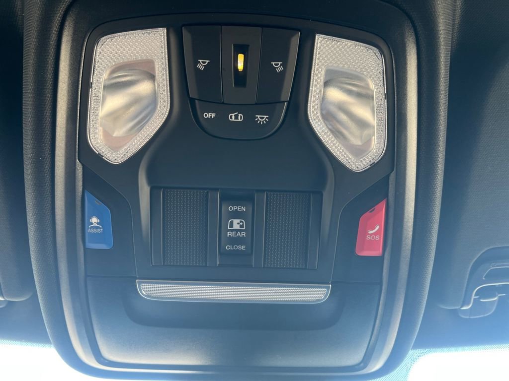 New 2026 RAM 1500 4x4 Crew Cab image 7