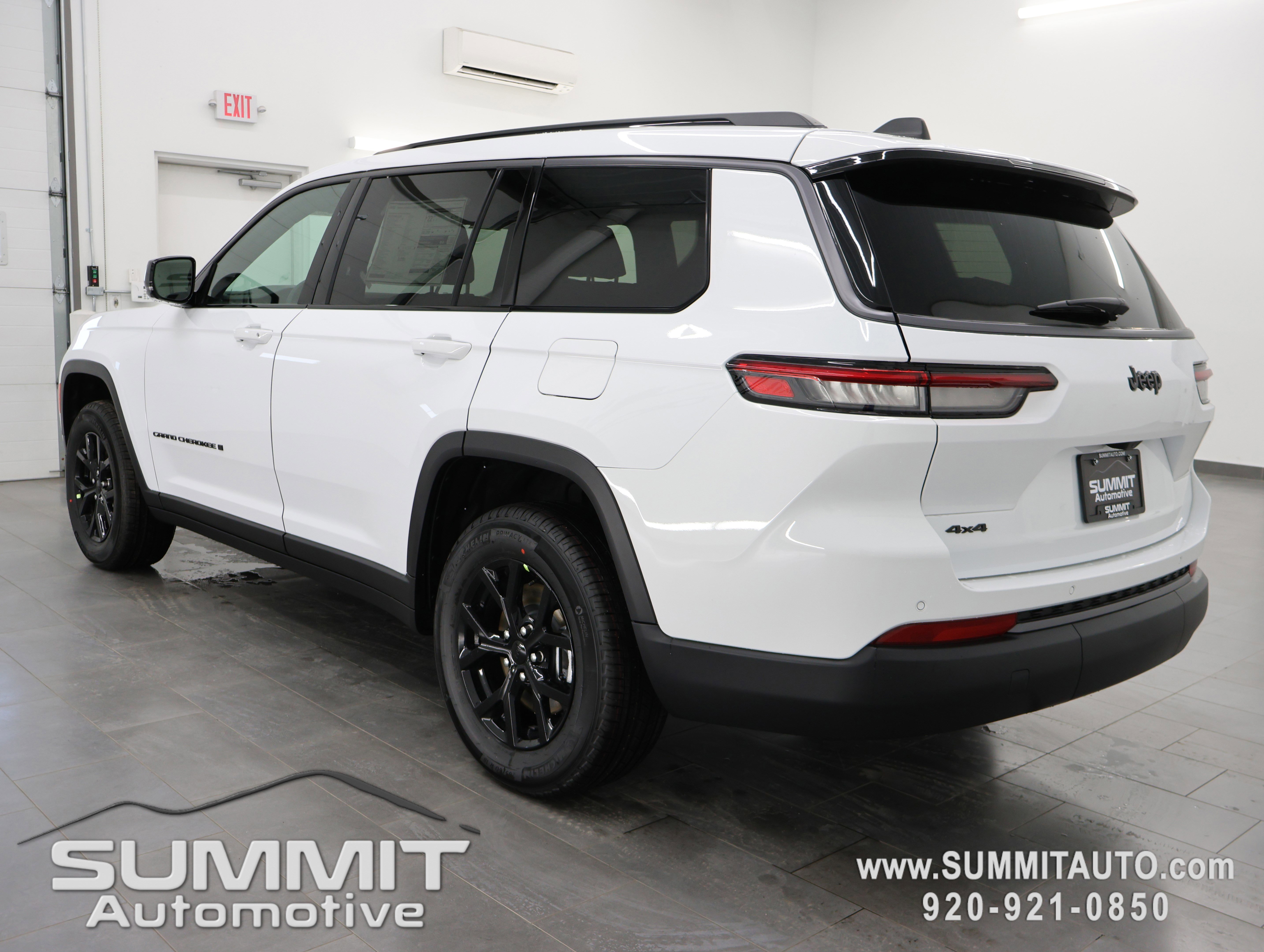 New 2026 Jeep Grand Cherokee L Laredo Altitude image 6