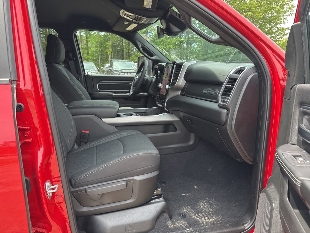 New 2026 RAM 2500 Big Horn AWD/4WD image 24