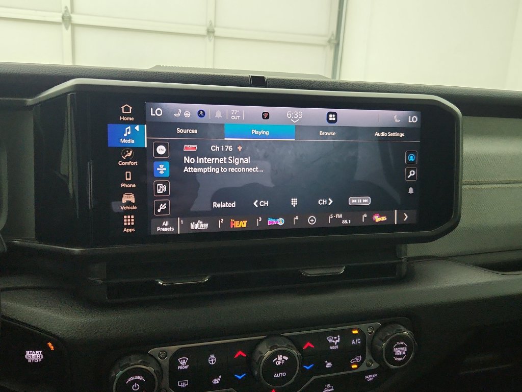 New 2026 Jeep Gladiator Sport AWD/4WD image 24