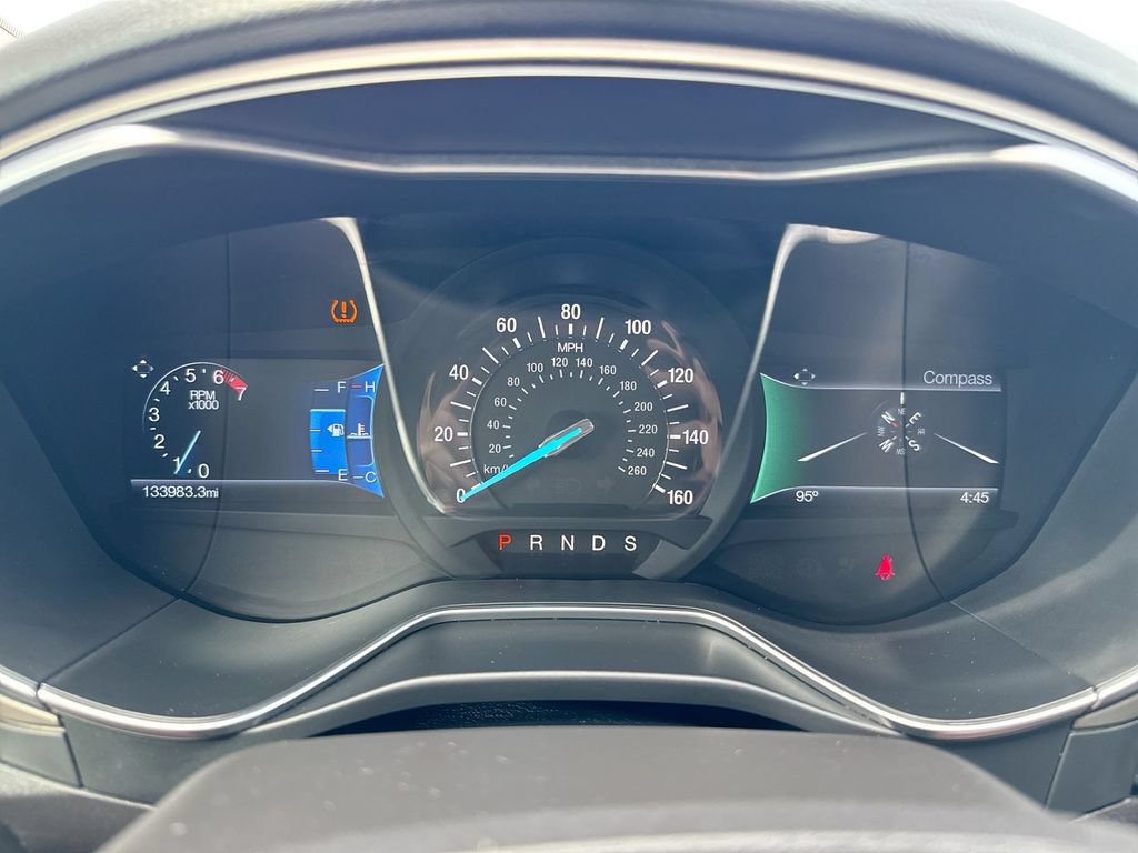 Used 2016 Ford Fusion SE w/ Equipment Group 202A FWD image 12