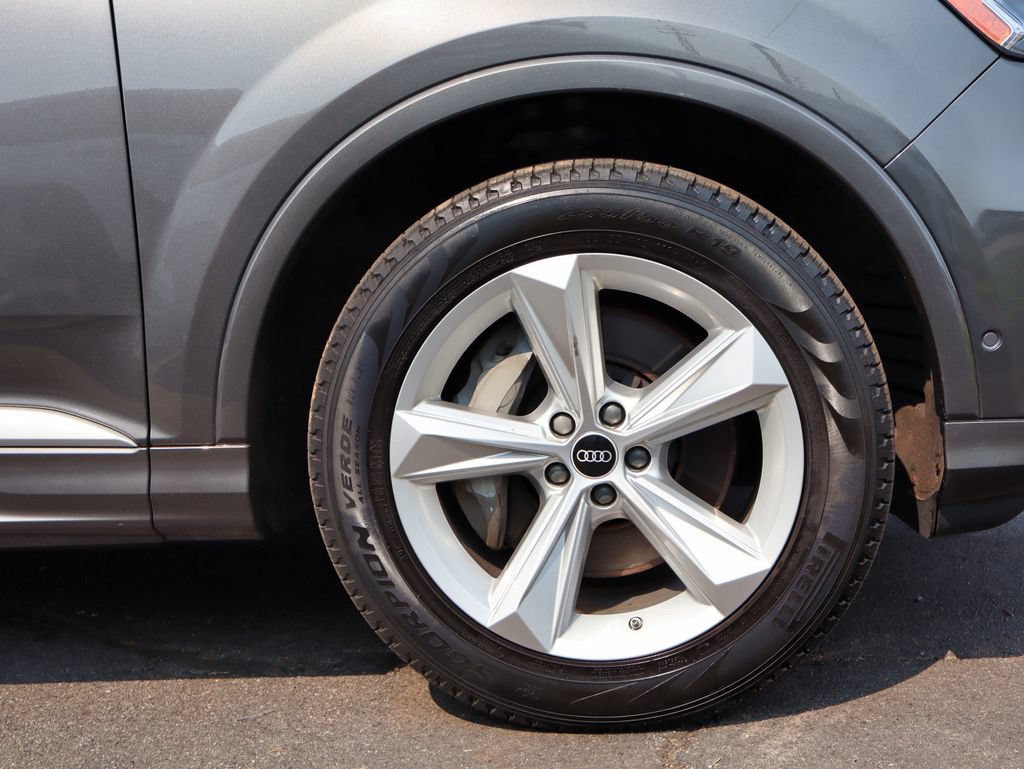 Used 2022 Audi Q7 2.0T Premium Plus AWD/4WD image 70