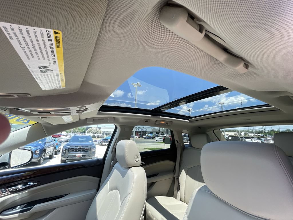 Used 2016 Cadillac SRX Performance FWD image 18