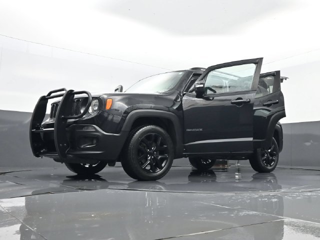 Used 2016 Jeep Renegade Latitude AWD/4WD image 31