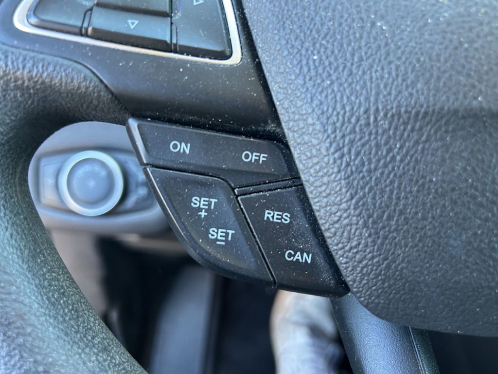 Used 2017 Ford Escape S FWD image 14