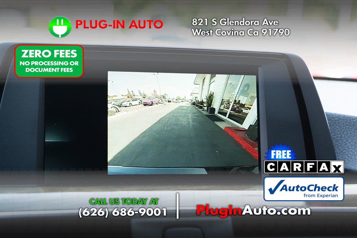 Used 2018 BMW 320i Sedan RWD image 30