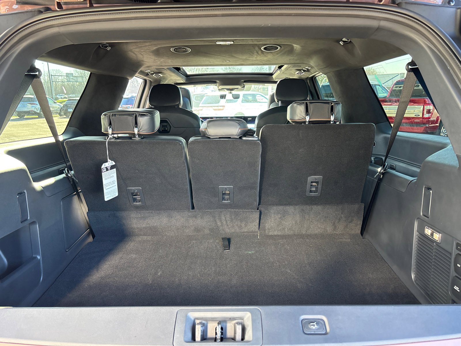 New 2025 Lincoln Navigator L Black Label AWD/4WD image 9