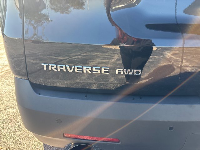Used 2022 Chevrolet Traverse LT AWD/4WD image 34