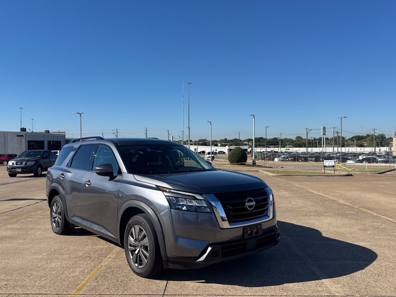 Certified 2024 Nissan Pathfinder SV w/ Cargo Package AWD/4WD image 2