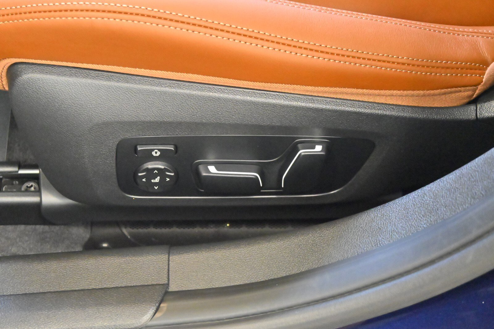 New 2026 BMW M3 w/ Executive Package image 12