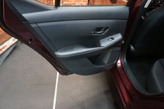 Certified 2024 Nissan Sentra SV FWD image 36