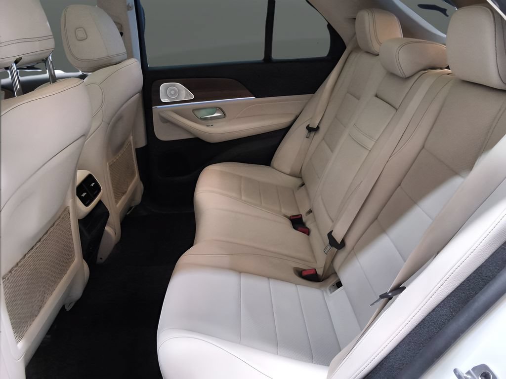 Used 2022 Mercedes-Benz GLE 350 4MATIC w/ Premium Package image 31