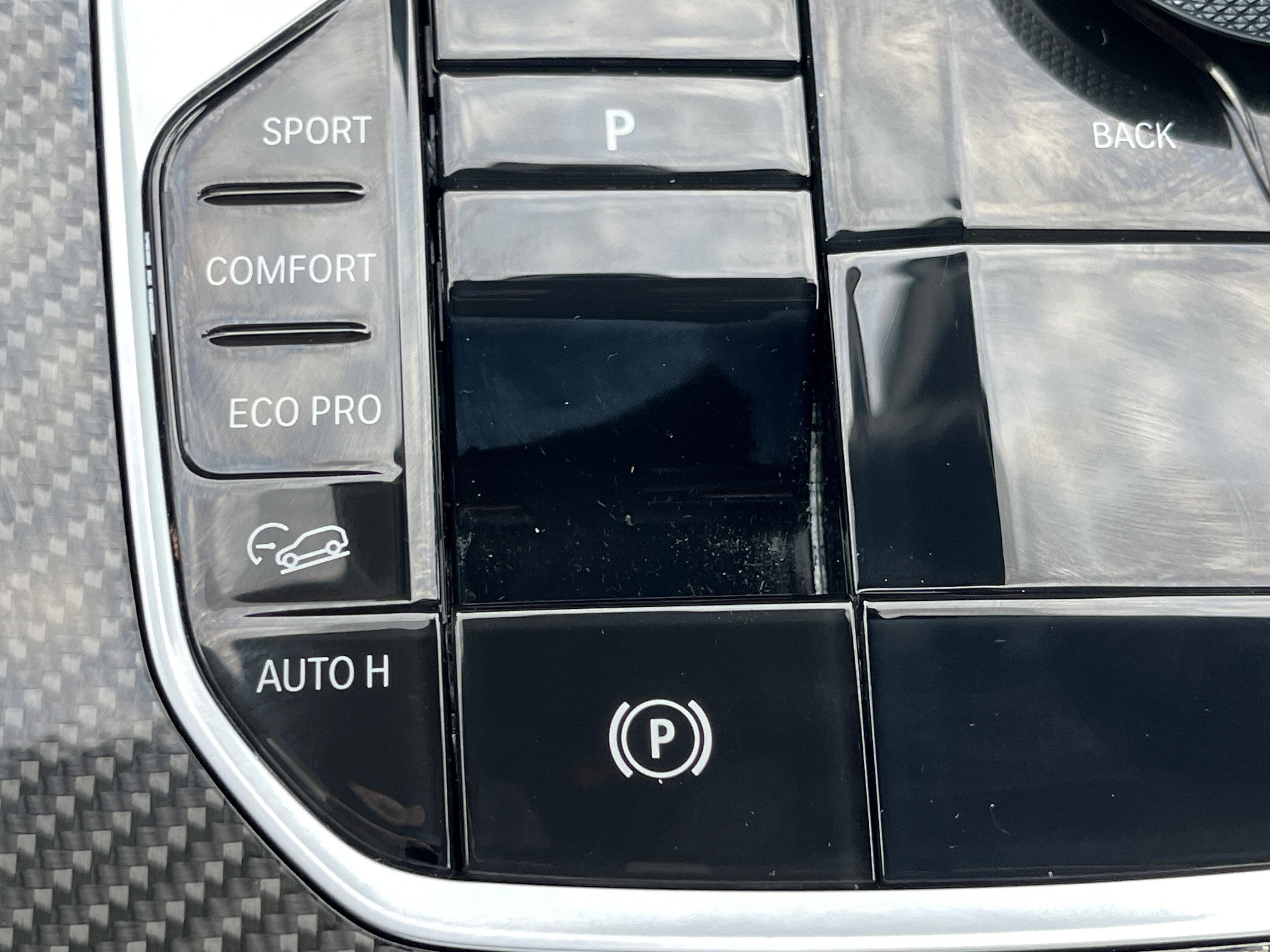 Used 2026 BMW X6 M60i image 8