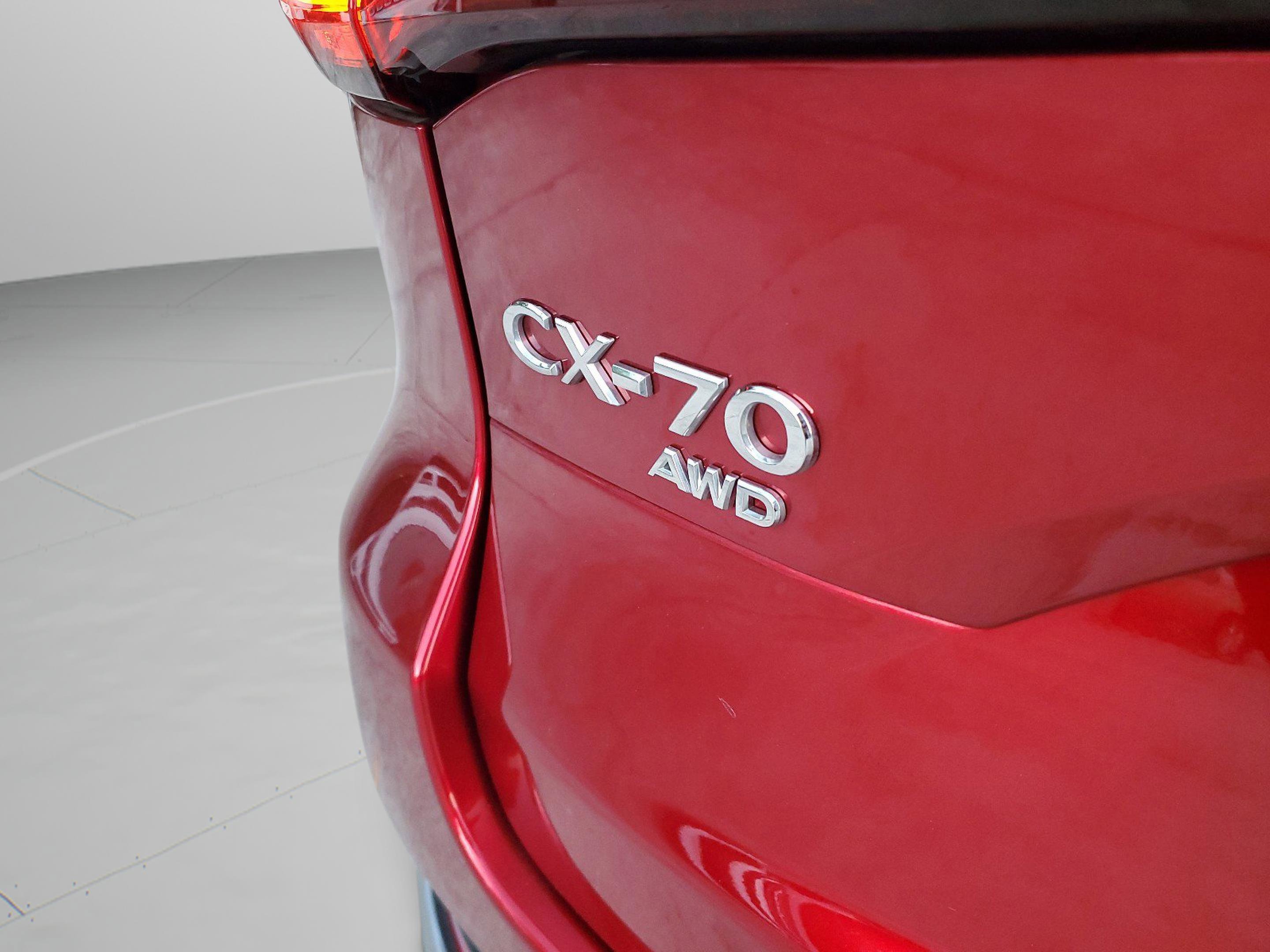 Used 2025 MAZDA CX-70 Plug-In Hybrid w/ Premium Plus AWD/4WD image 32
